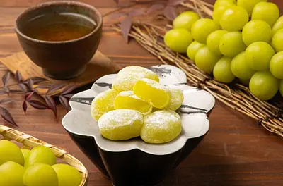 Seiki Stand Pack Daifuku Shine Muscat Grape - Image 2