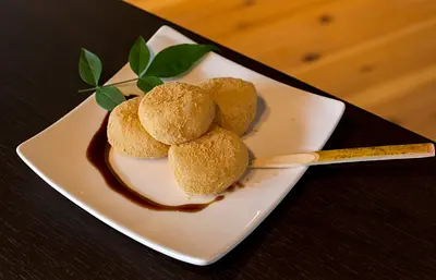 Seiki Kinchaku Warabi Mochi - Image 2